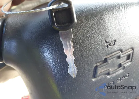 1999 Chevrolet Suburban 1500 Lt из США, поврежденный, VIN 3GNEC16R7XG263706